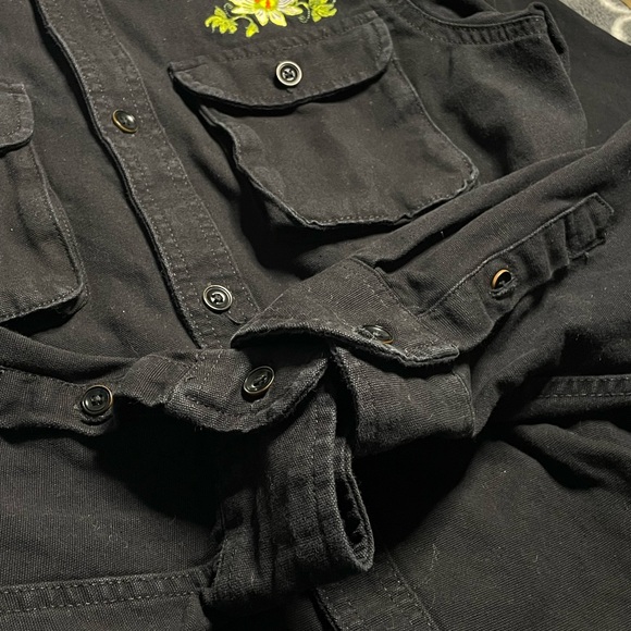 Vans Black Embroidered Utility Jacket XS Floral Button Front Size X-Small - Picture 10 of 12